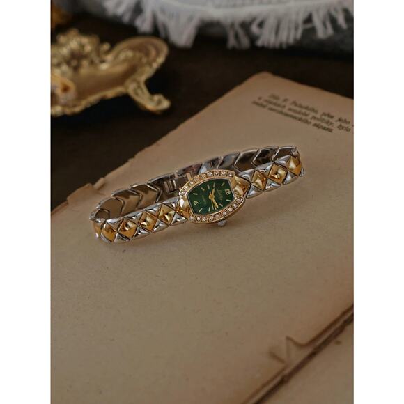 Gold and Green Vintage Style Unique Dainty Women’s Wrist Watch Trendy Cute Gift main image 6